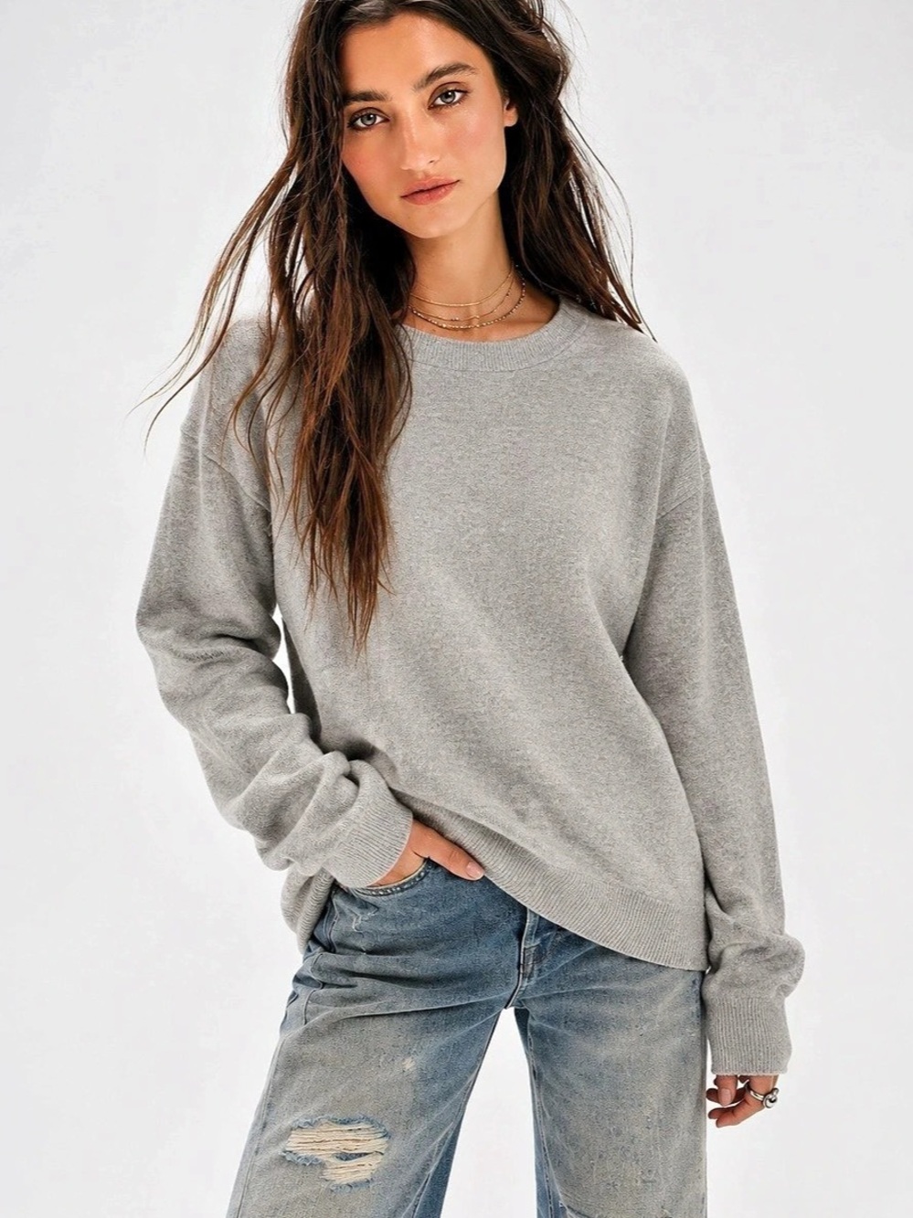 404. Old Navy Gray Crew Neck Sweater Size Medium